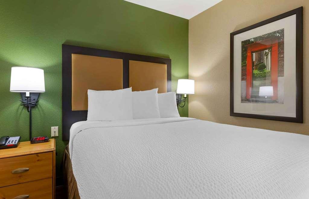 Extended Stay America Suites - Phoenix - Скоттсдейл Номер фото