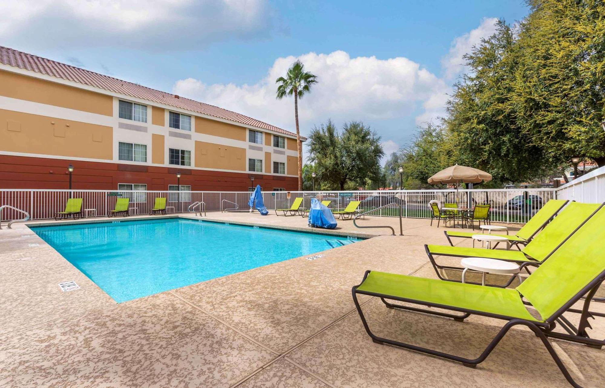 Extended Stay America Suites - Phoenix - Скоттсдейл Екстер'єр фото