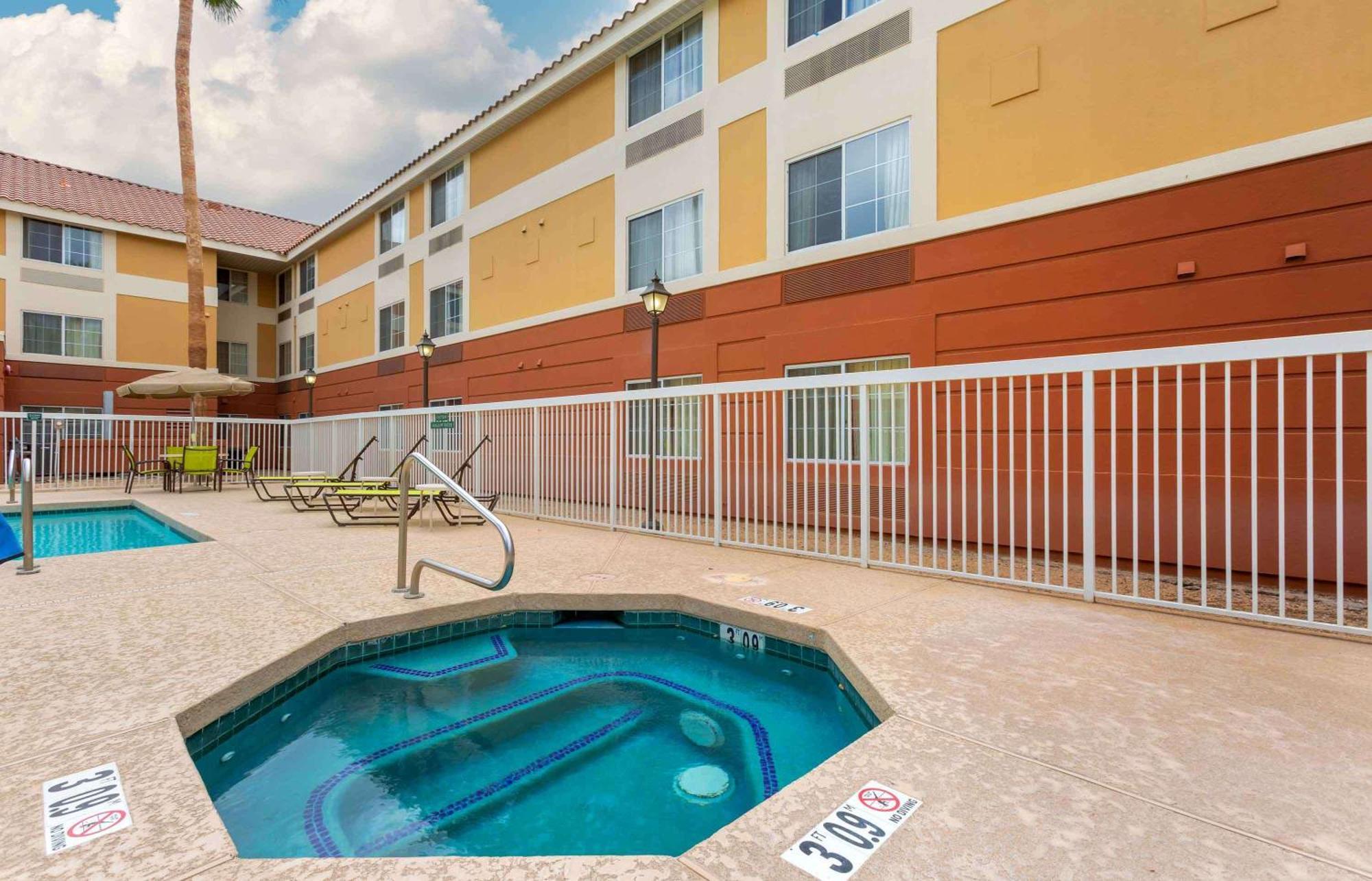 Extended Stay America Suites - Phoenix - Скоттсдейл Екстер'єр фото